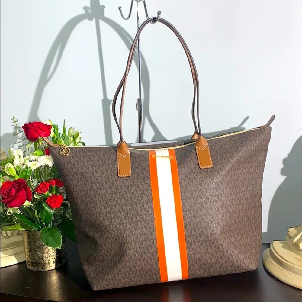 Michael Kors Travel L Center Stripe Top Zip tote